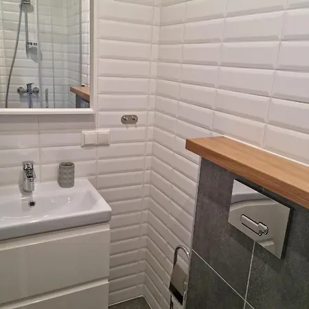 Apartment J55 *